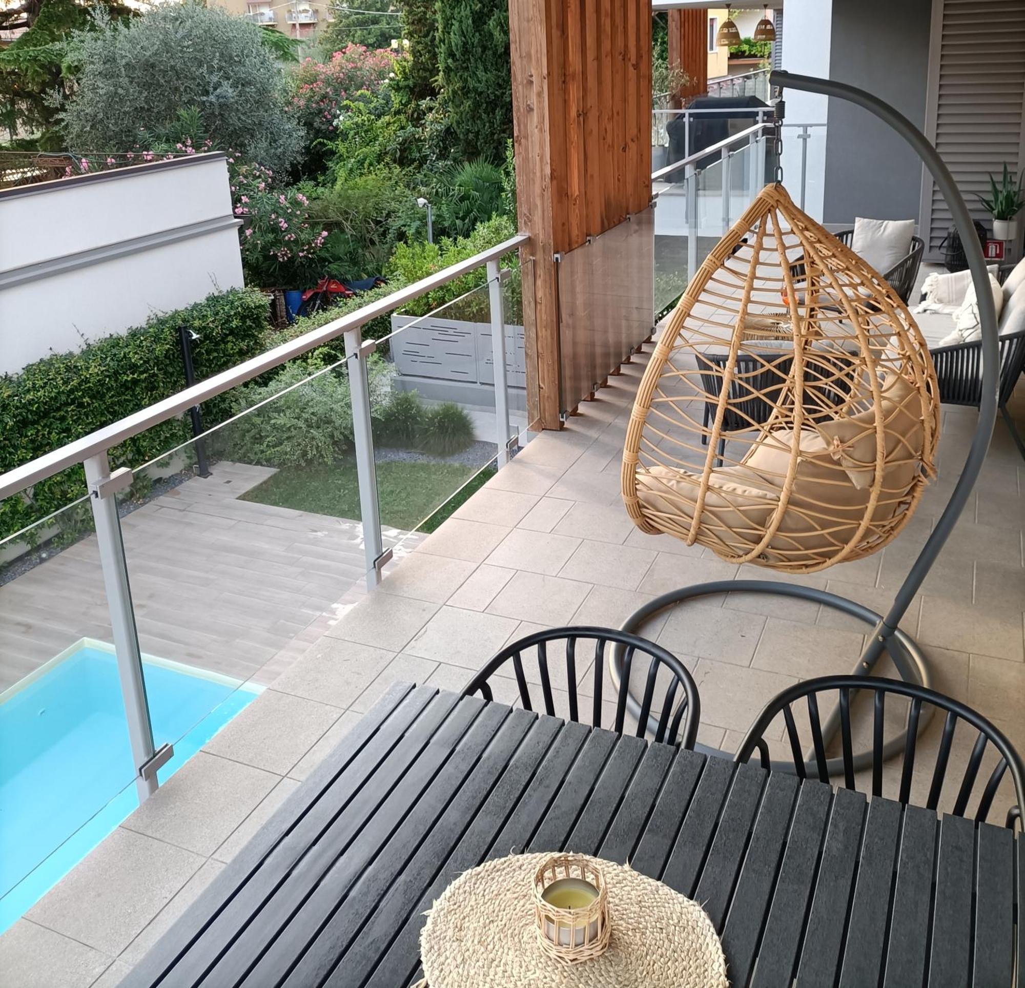 Lake Dream Apartment With Pool In Bardolino Exterior photo